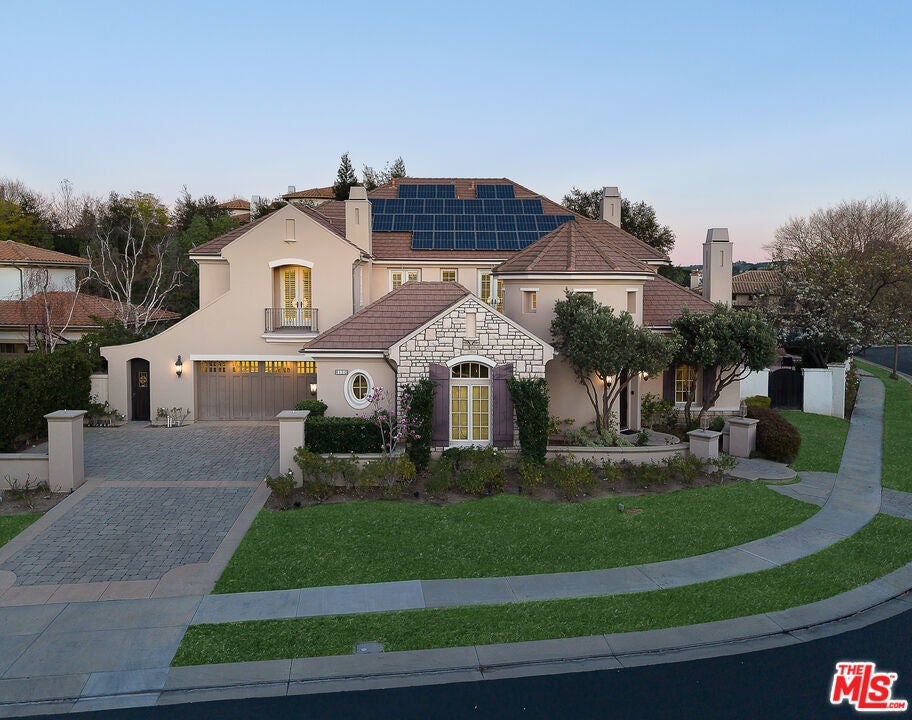 Photo of Listing #26669457