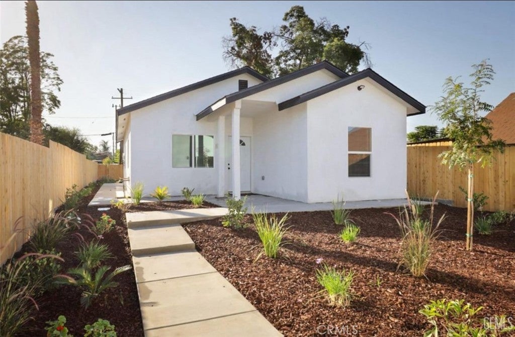 Photo of Listing #DW26065157