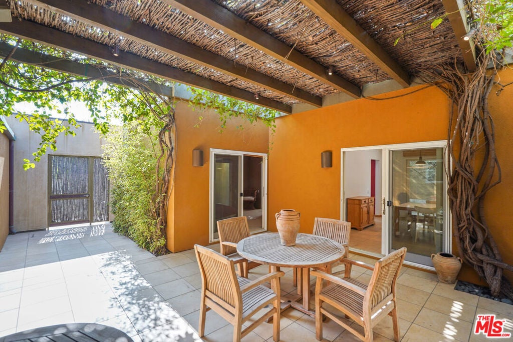 Photo of Listing #26670091