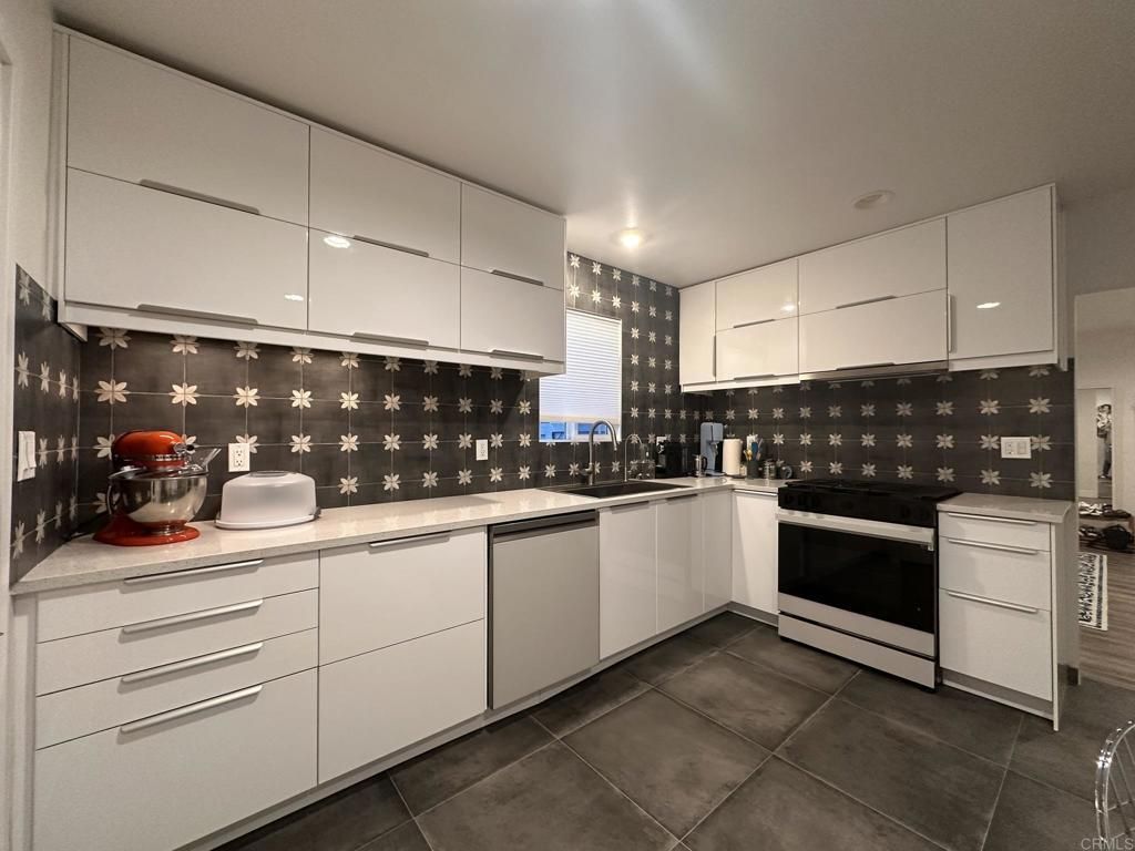 4043 W 159th Street, Lawndale