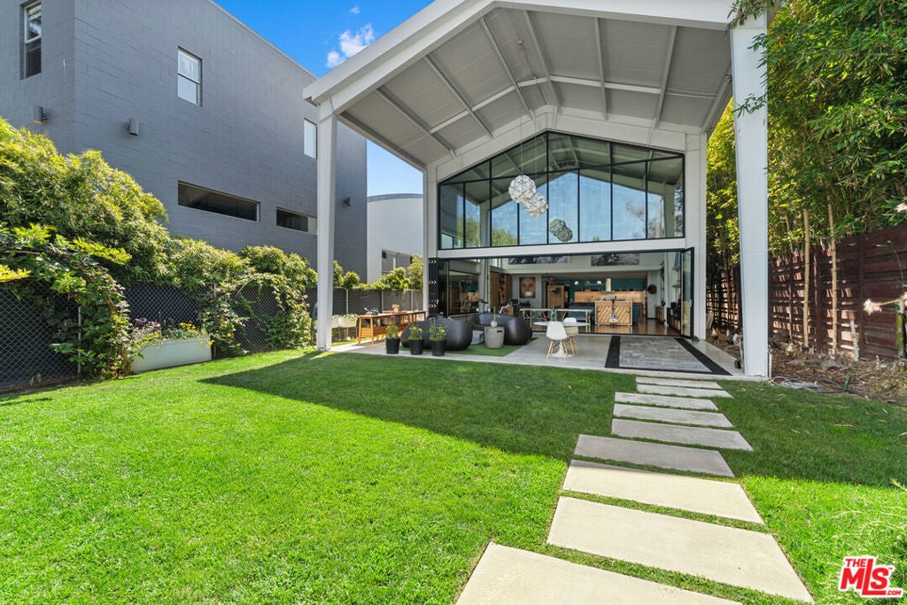 Photo of Listing #26668867