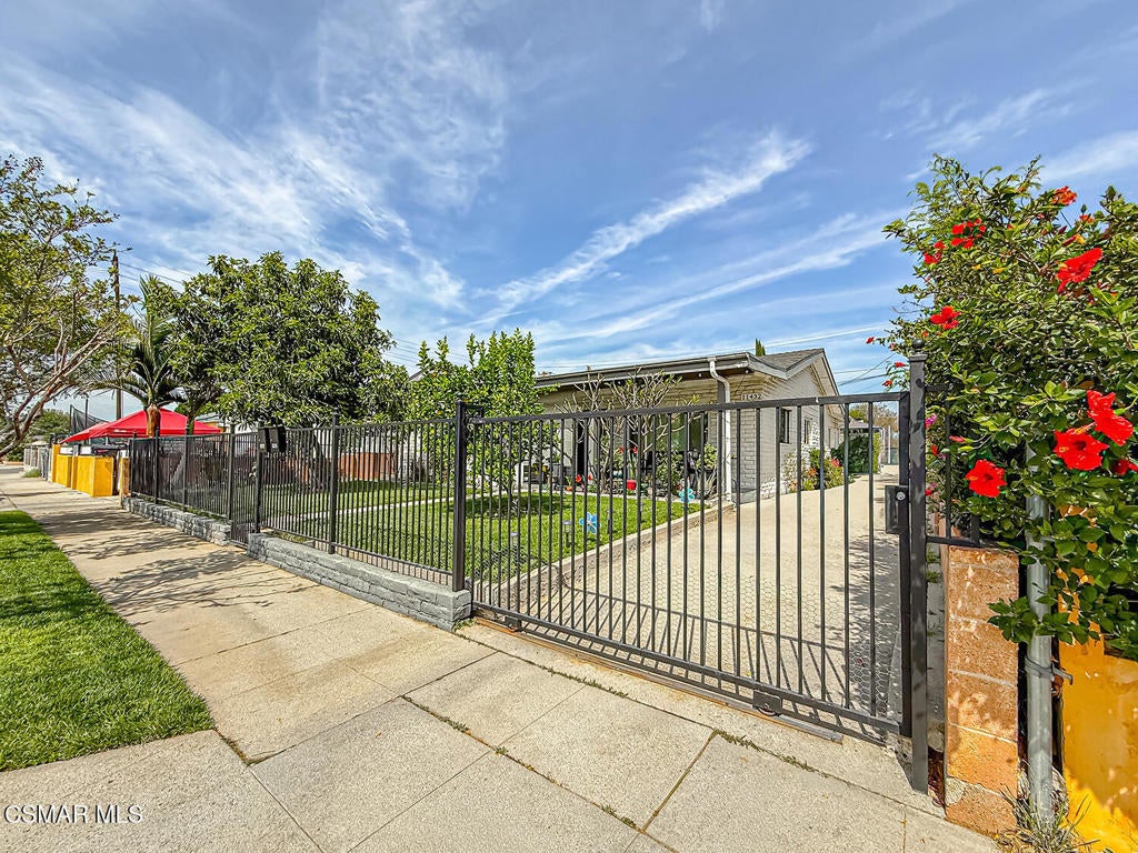 Photo of Listing #226001448