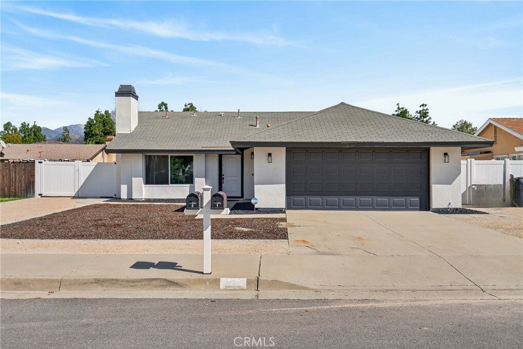 Photo of Listing #IV26059917