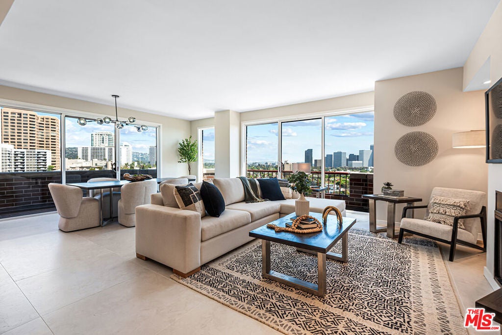 Photo of Listing #26671271