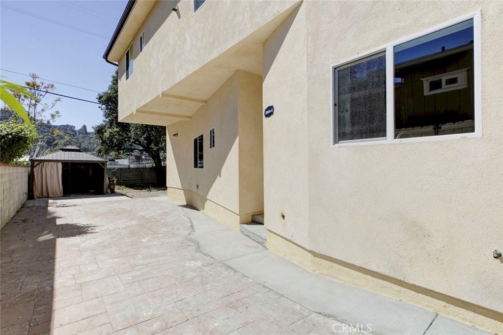 7044 2 Greeley, Tujunga