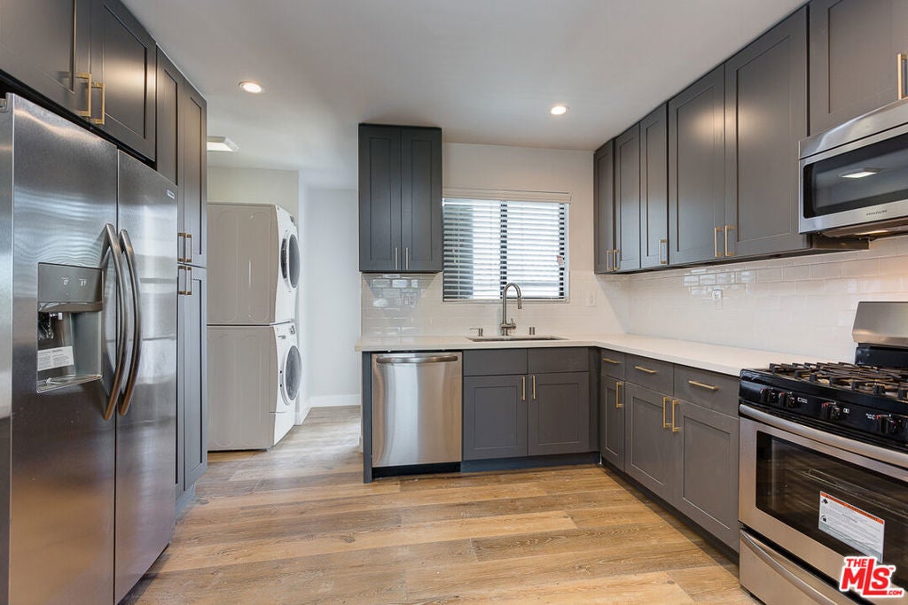 Photo of Listing #26671455