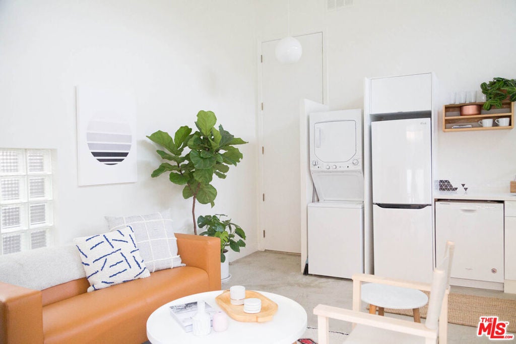 Photo of Listing #26671859