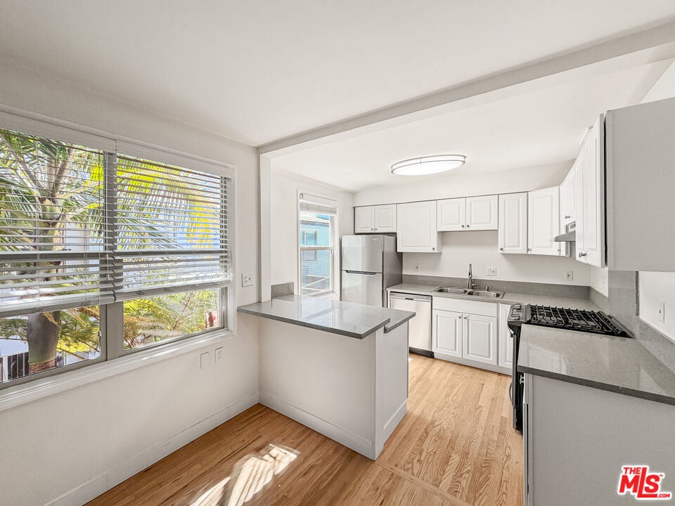 Photo of Listing #26671895