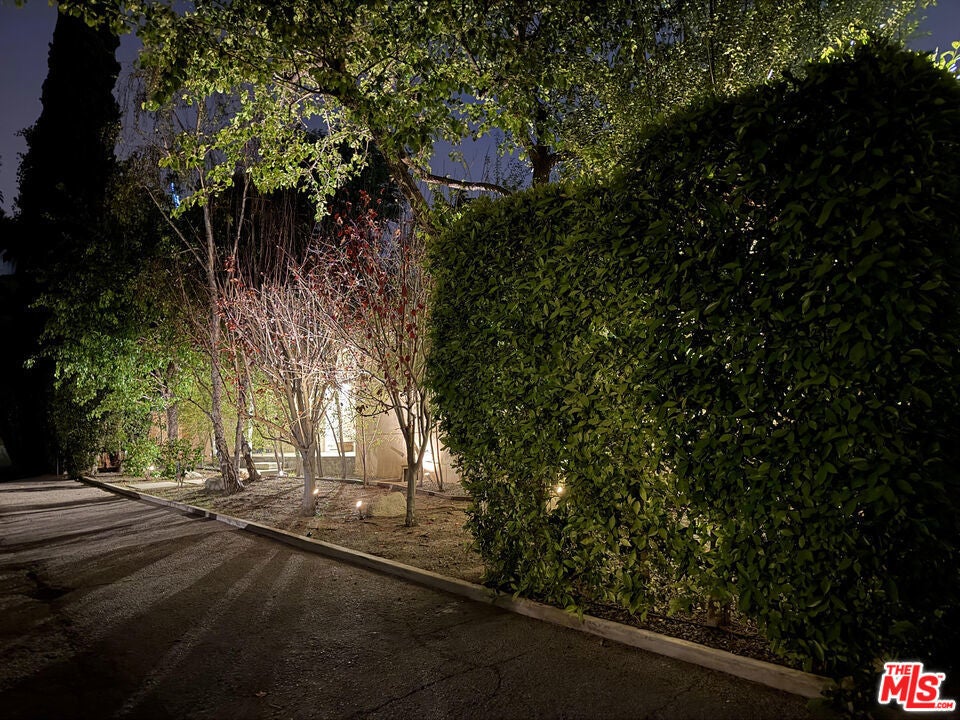 Photo of Listing #26670229