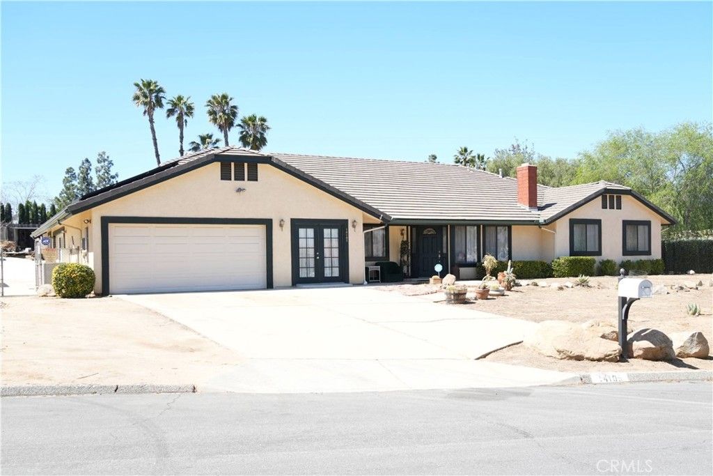 14105 Camino Del Oro, Riverside