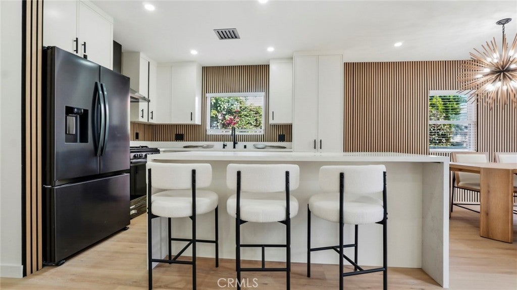 Photo of Listing #SR26069599