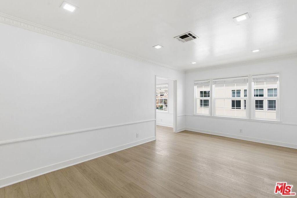 Photo of Listing #26672163