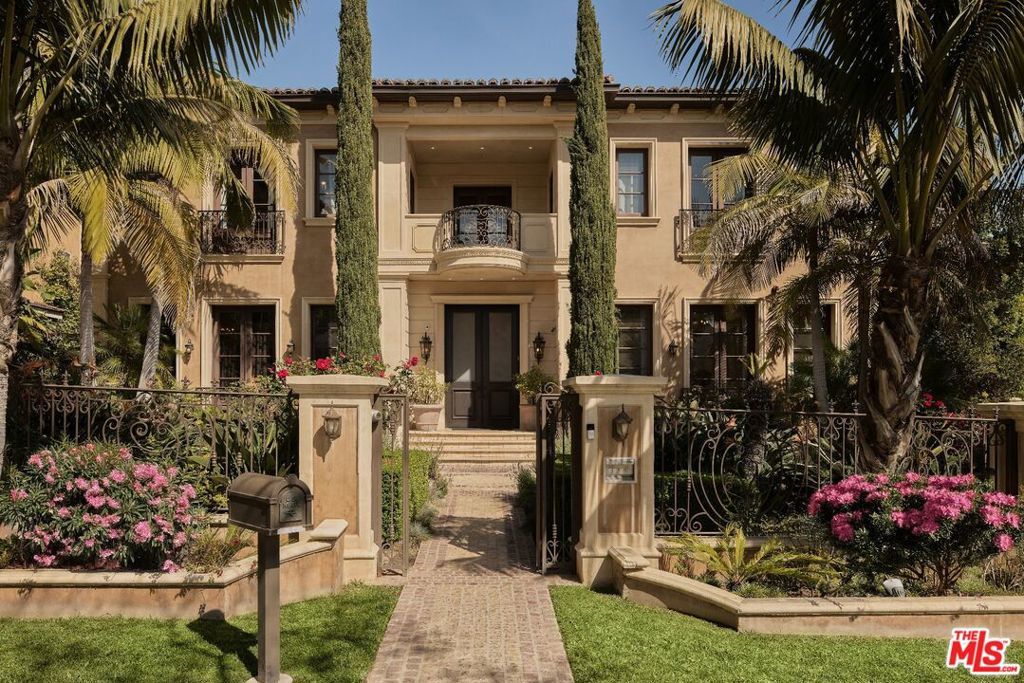 Photo of Listing #26672045