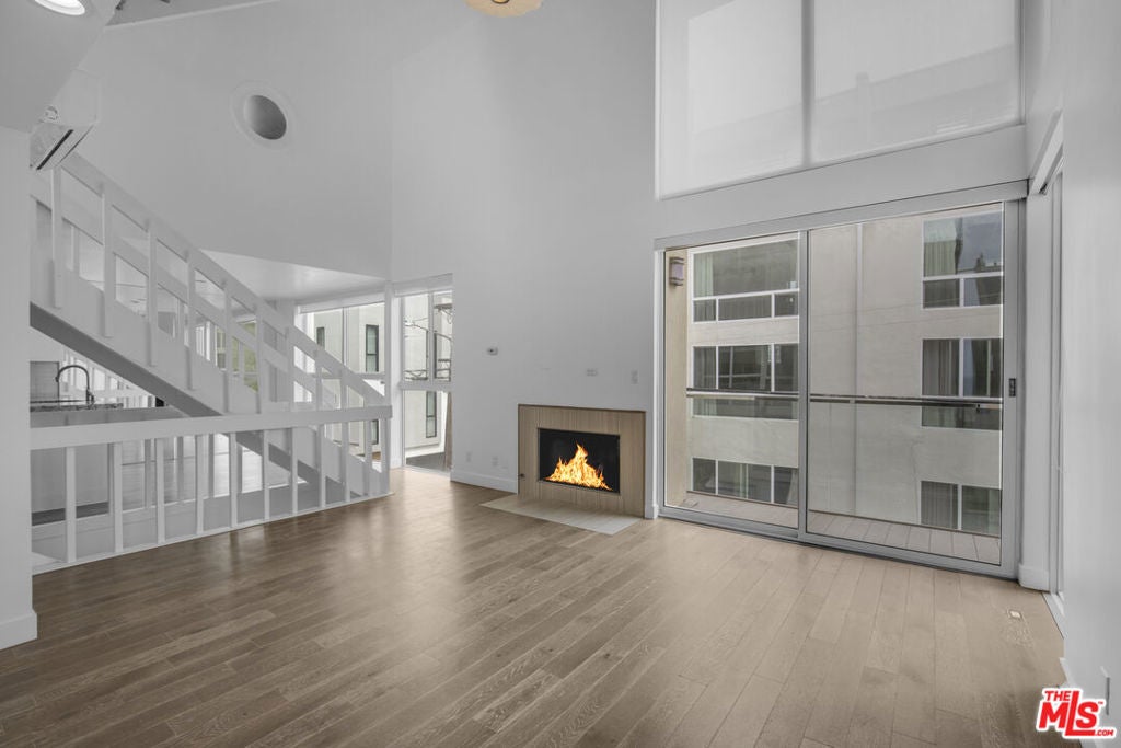 Photo of Listing #26671985