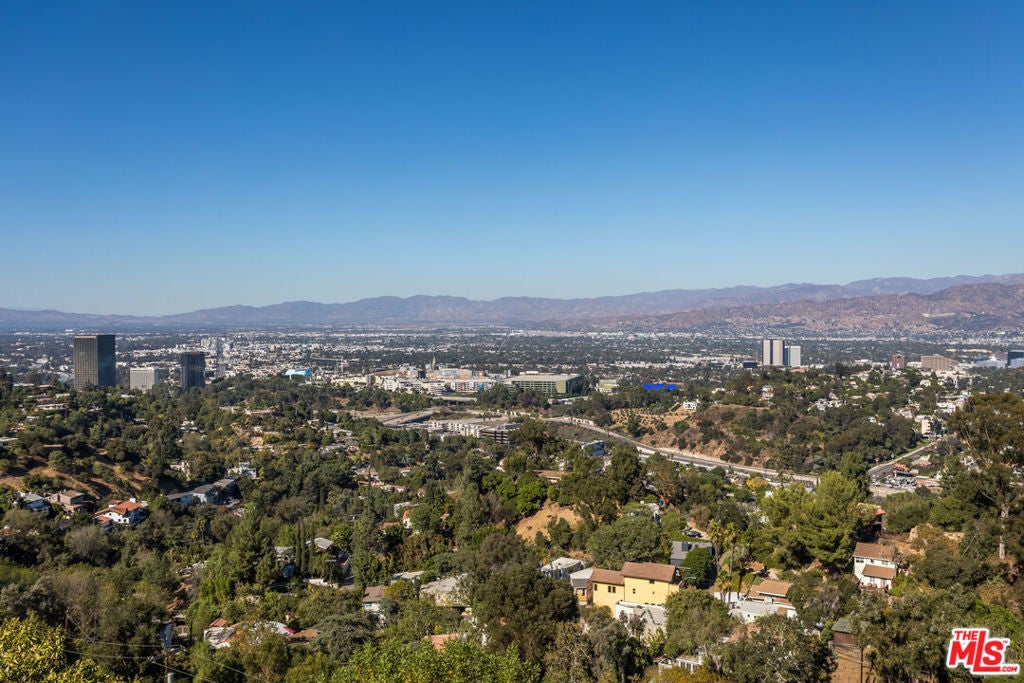 Photo of Listing #26671507