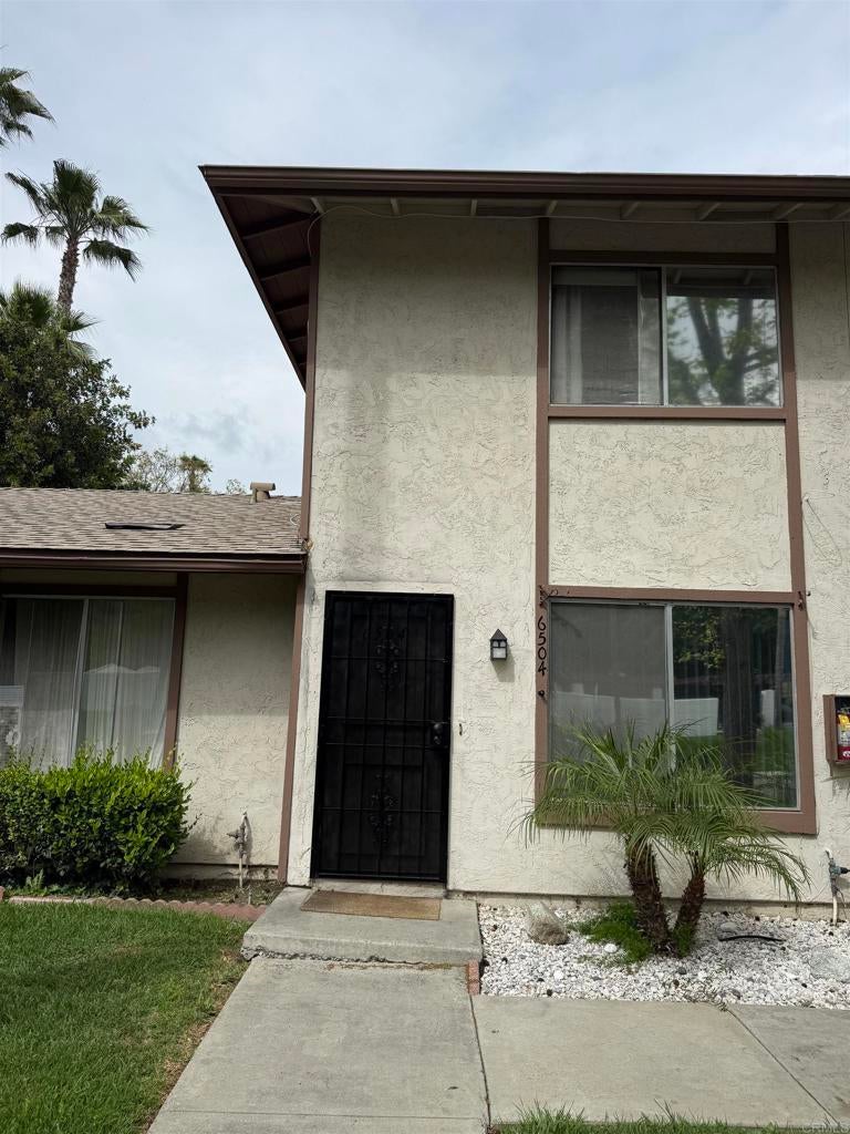 Photo of Listing #PTP2602440