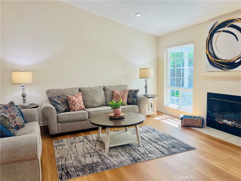 5309 Lockhurst Drive, Woodland Hills