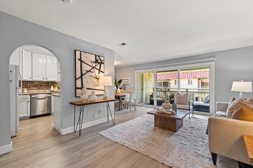 Photo of Listing #ML82041323