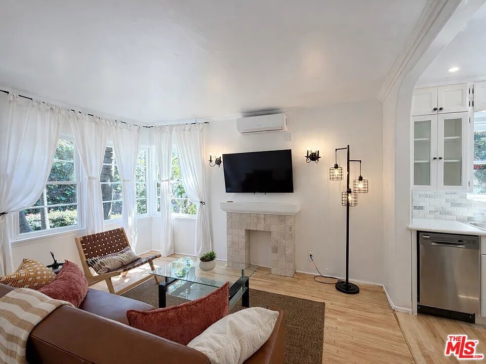 Photo of Listing #26672831