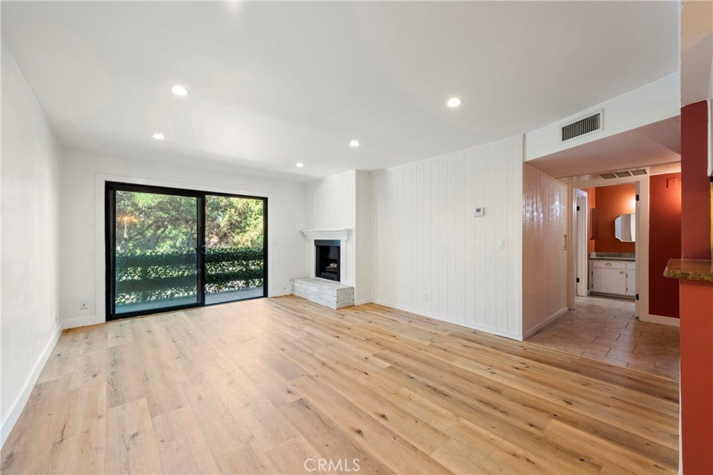 Photo of Listing #SR26059764