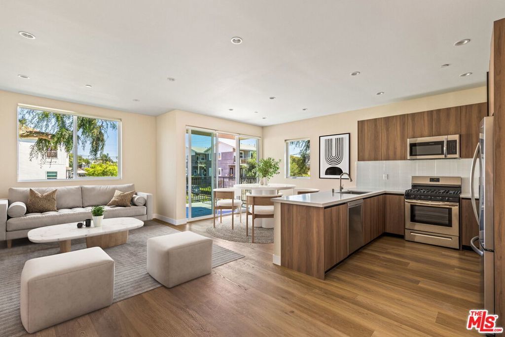 Photo of Listing #26673209