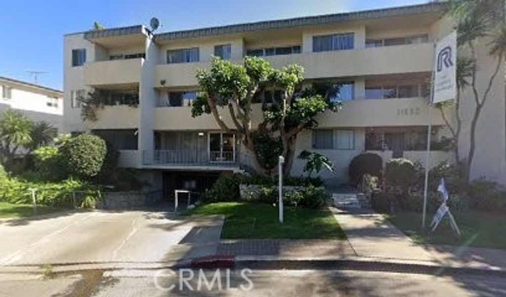 11692 Chenault Street # 303, Los Angeles