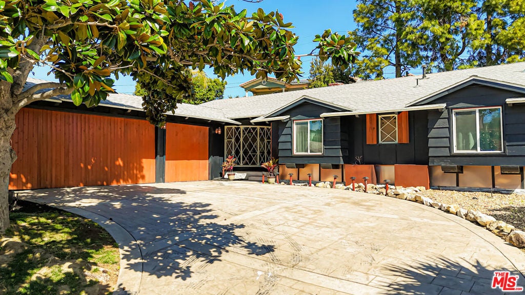 Photo of Listing #26673567