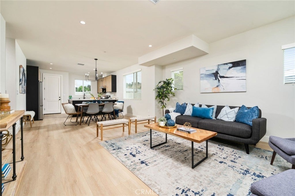 Photo of Listing #CV26072387