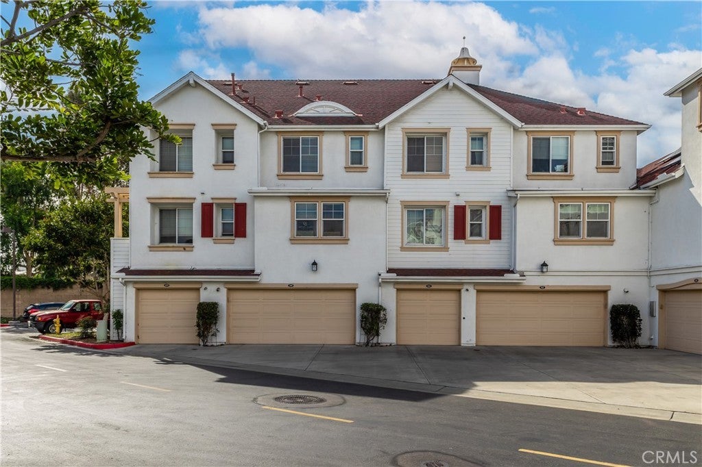 Photo of Listing #OC26073093