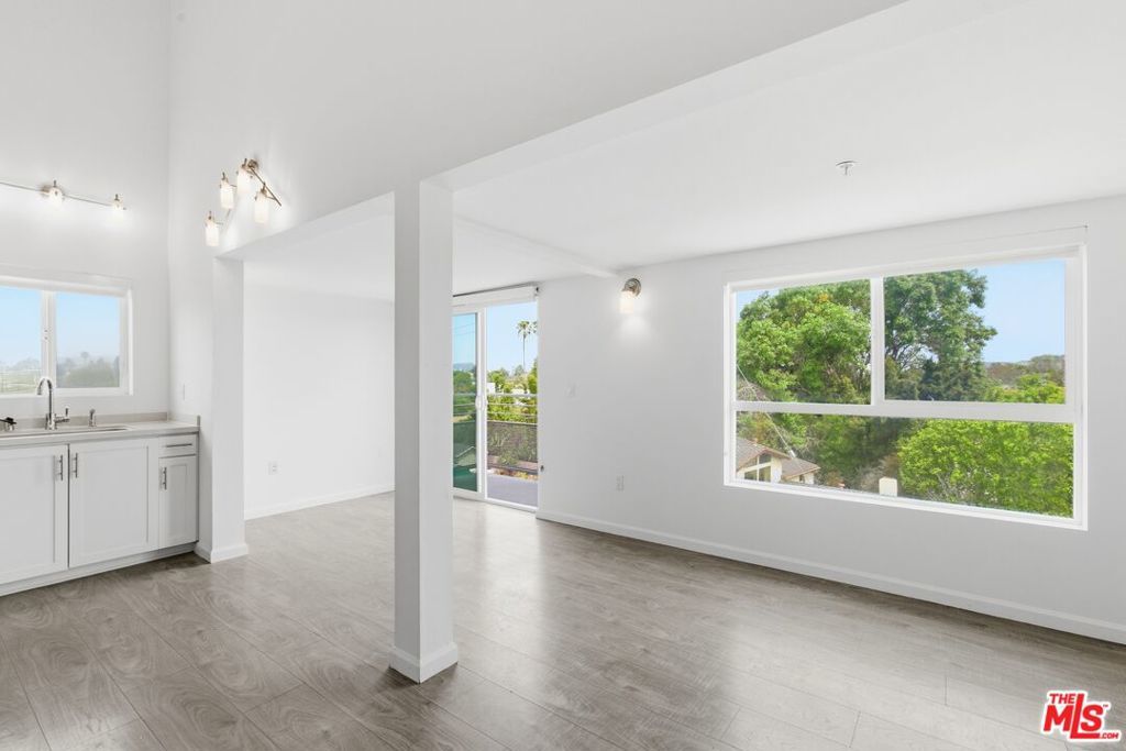 Photo of Listing #26673717