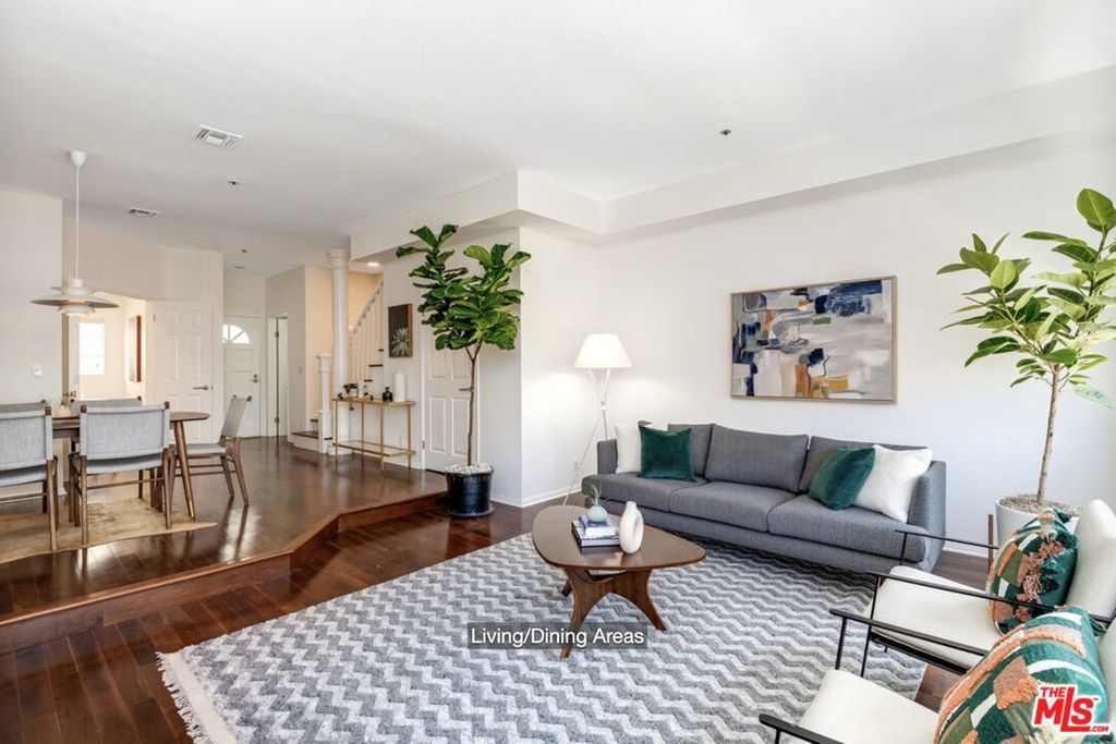 Photo of Listing #26672959