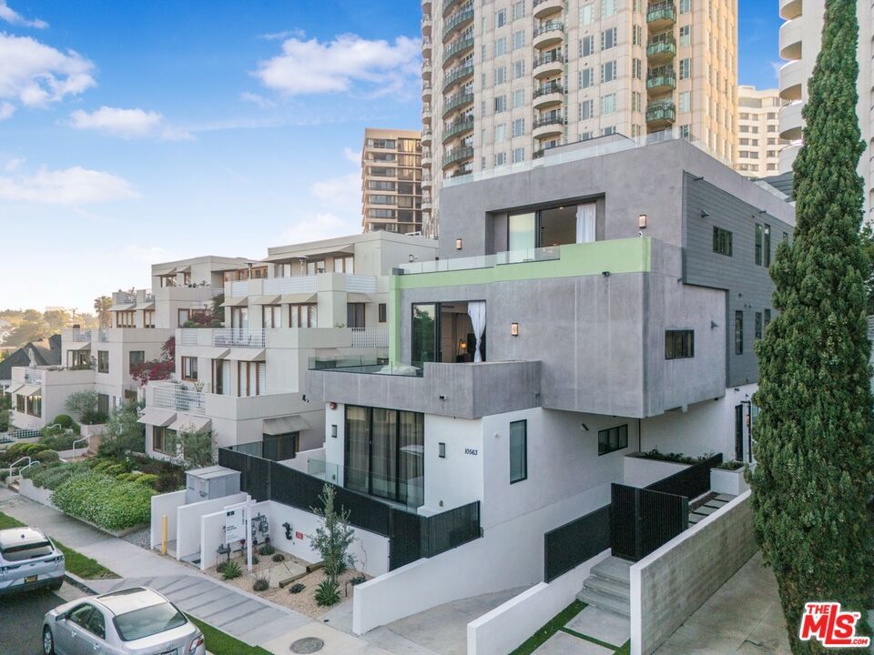 Photo of Listing #26673743