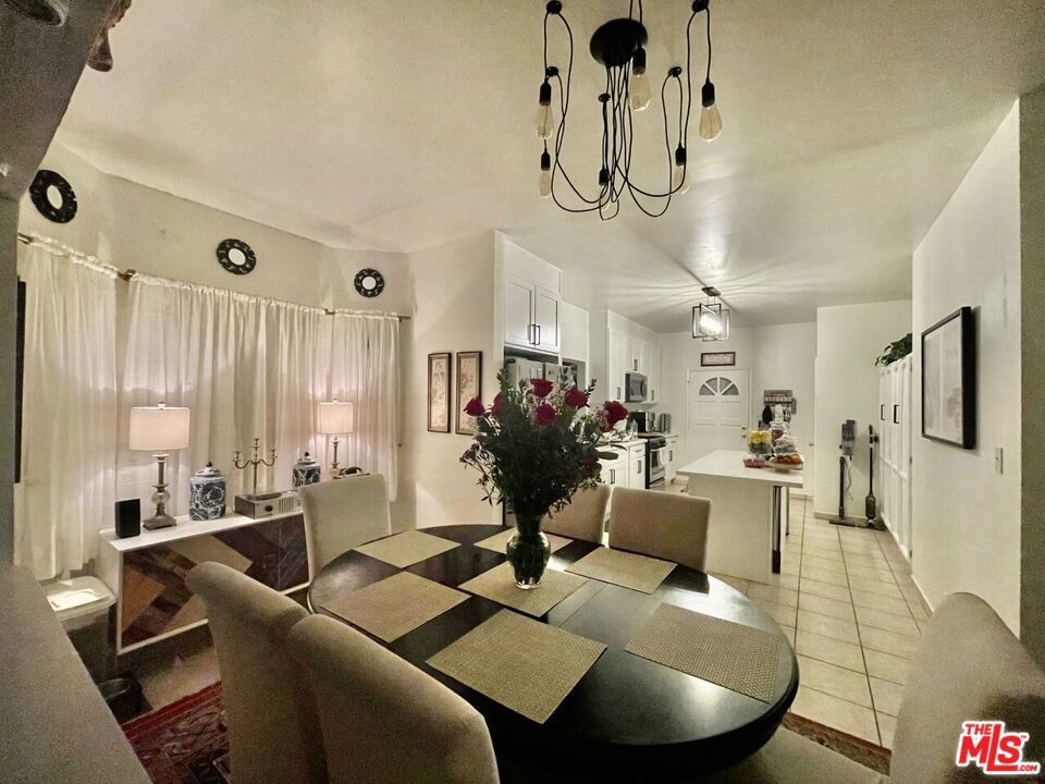 Photo of Listing #26673941