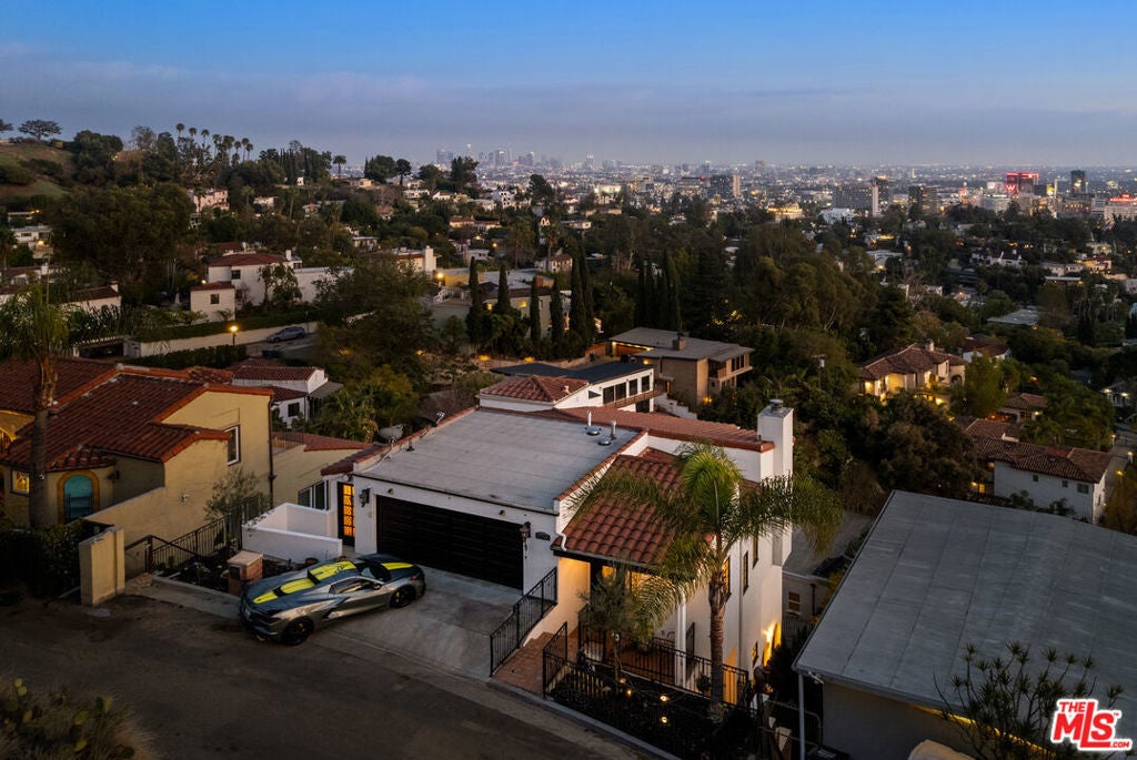 Photo of Listing #26673579