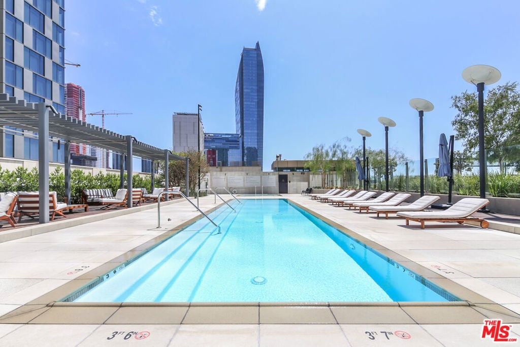 Photo of Listing #26675951