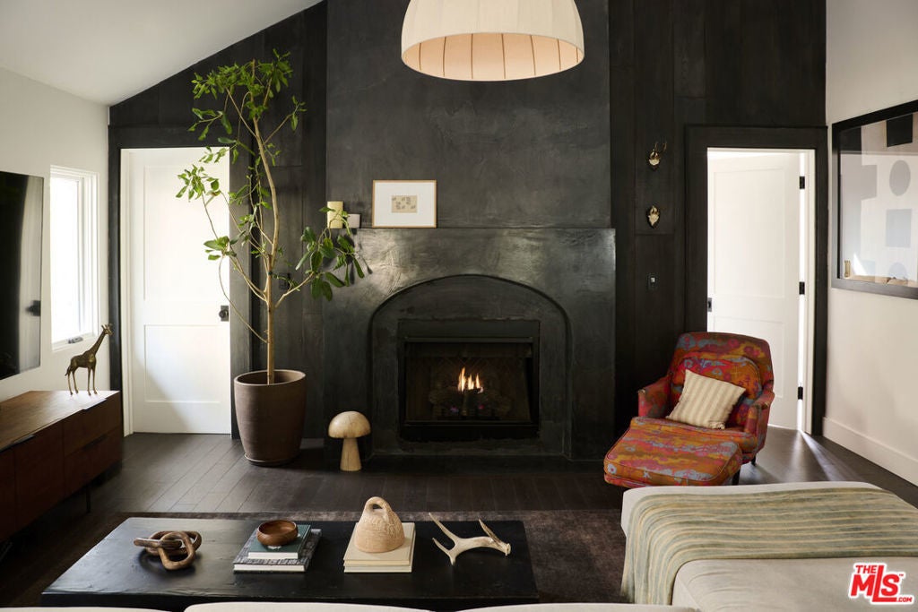 Photo of Listing #26675717