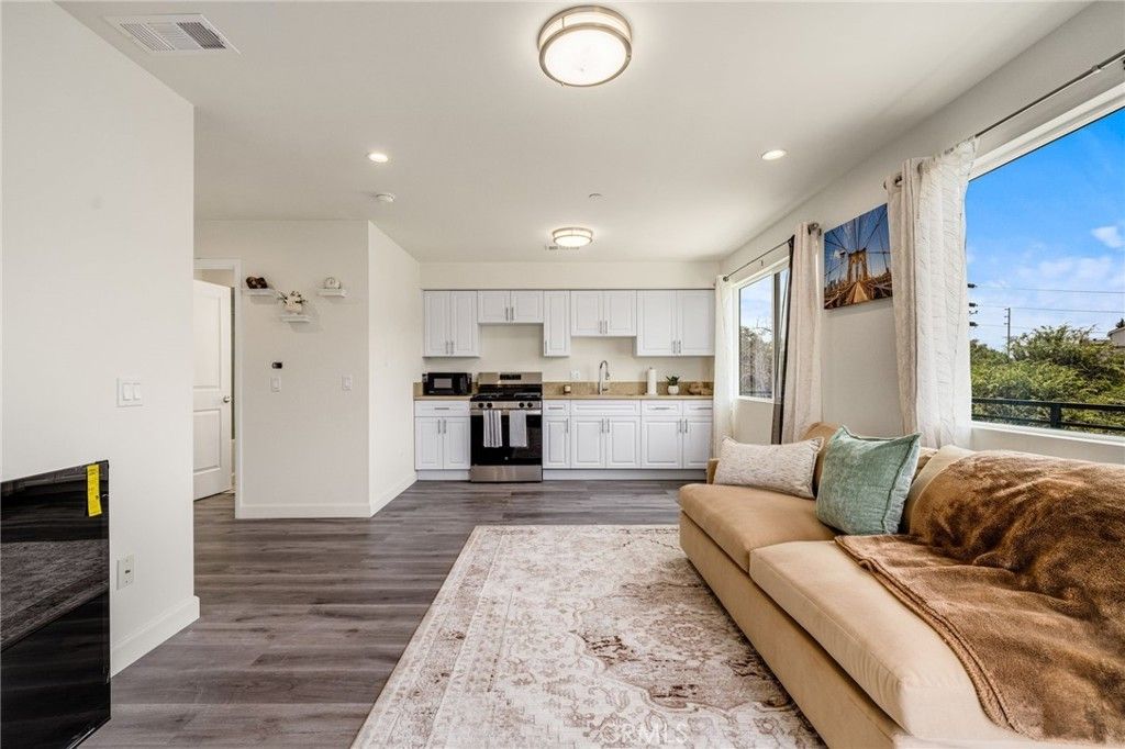 4410 Bowman Blvd # C, Los Angeles