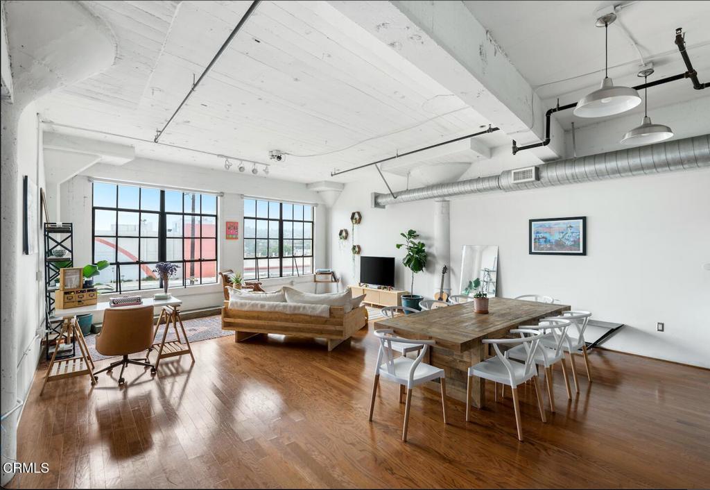 Photo of Listing #P1-26585