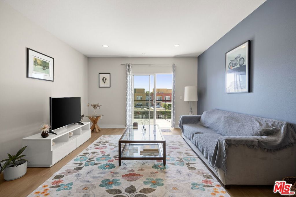 Photo of Listing #26679171