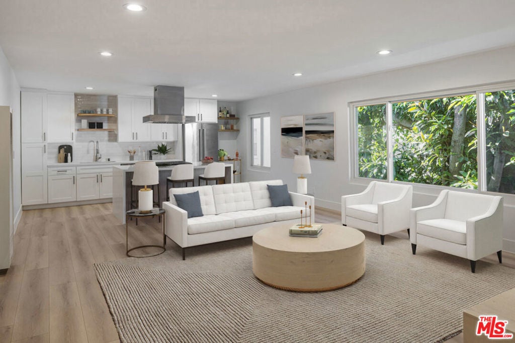 Photo of Listing #26678749