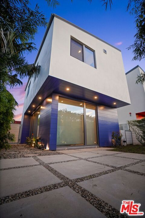 Photo of Listing #26681385