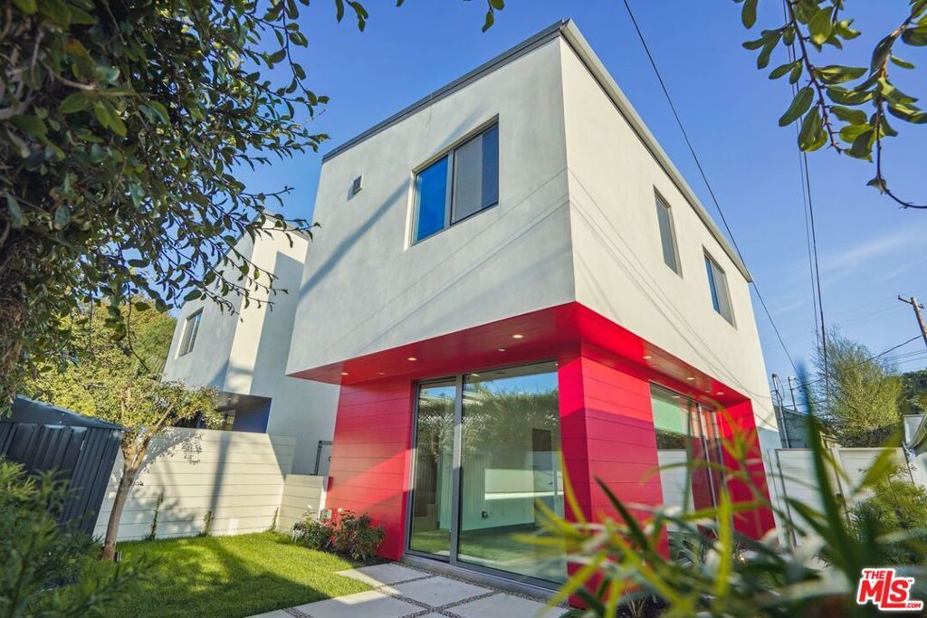 Photo of Listing #26681543