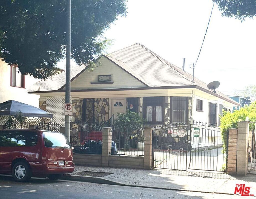 1434 W 22nd Street, Los Angeles