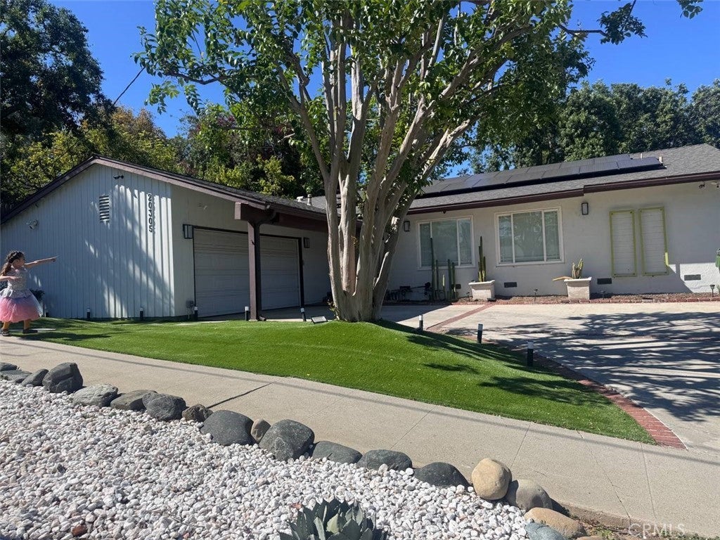 Photo of Listing #SR26075292