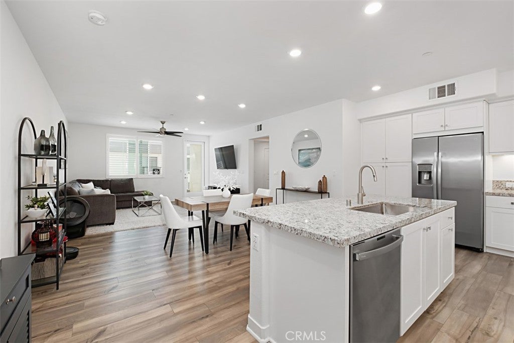 Photo of Listing #OC26074127