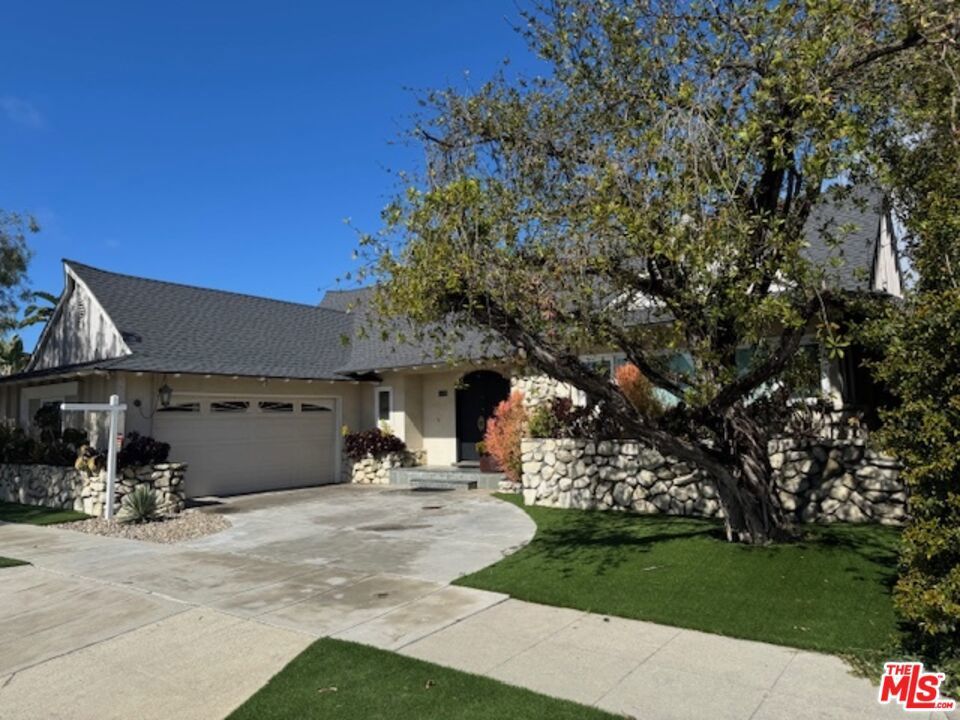 Photo of Listing #26689041