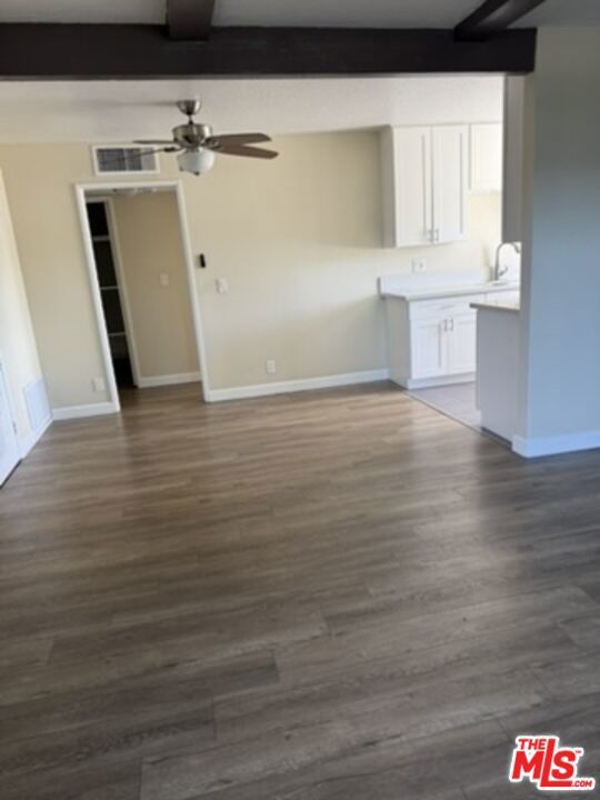 Photo of Listing #26689789