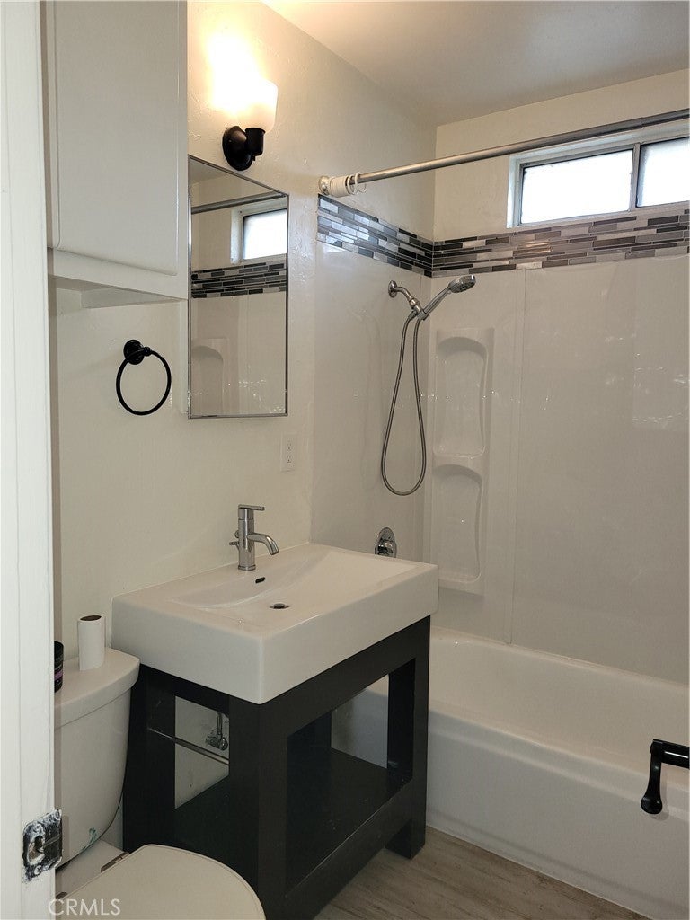 Photo of Listing #OC26077293