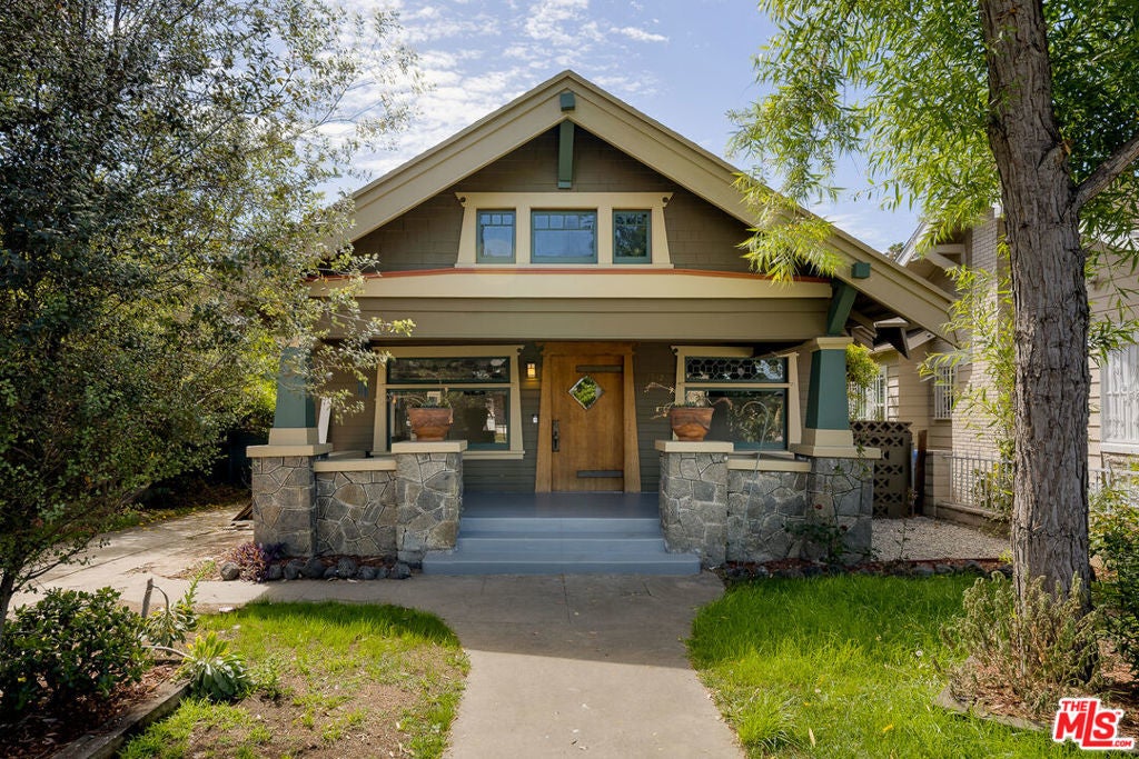 Photo of Listing #26679115