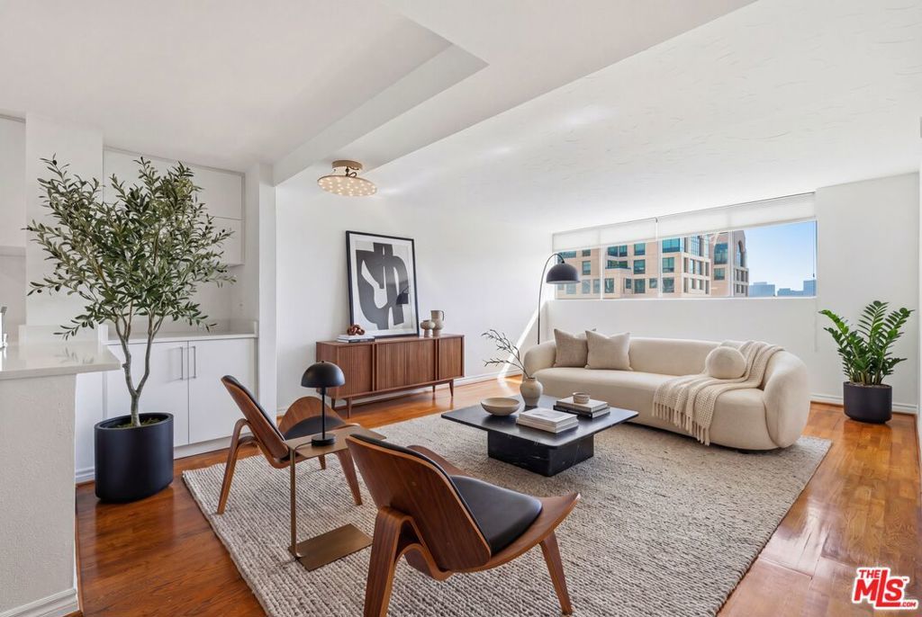 Photo of Listing #26700407